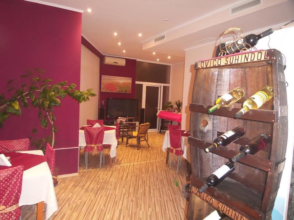 Hotel Paradise Aranyhomok Kültér fotó