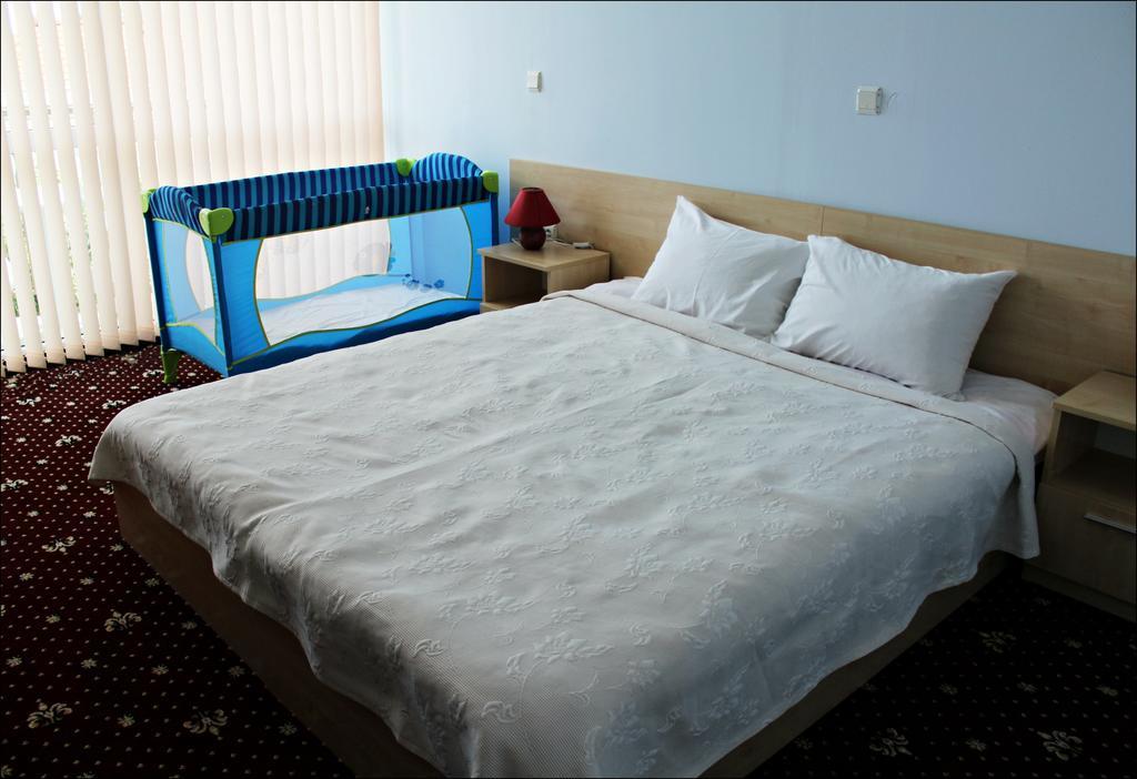 Hotel Paradise Aranyhomok Szoba fotó